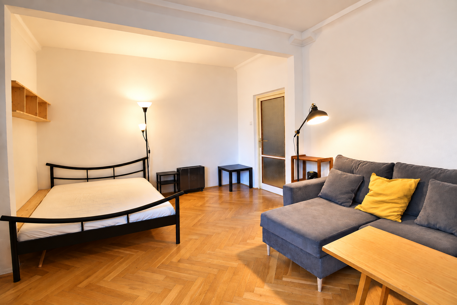 Na prenájom 1-izbový byt, 40 m², Medzilaborecká ul., Ružinov - Štrkovec