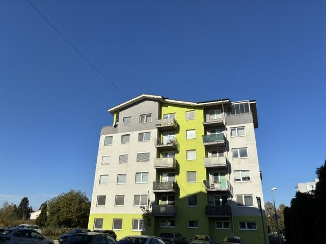 EXKLUZÍVNE* Predám 2 izbový byt Ilava, ul. SNP - 58 m2